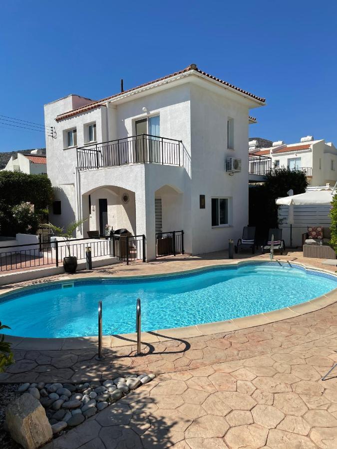 Villa Laurel Pegeia Exterior foto